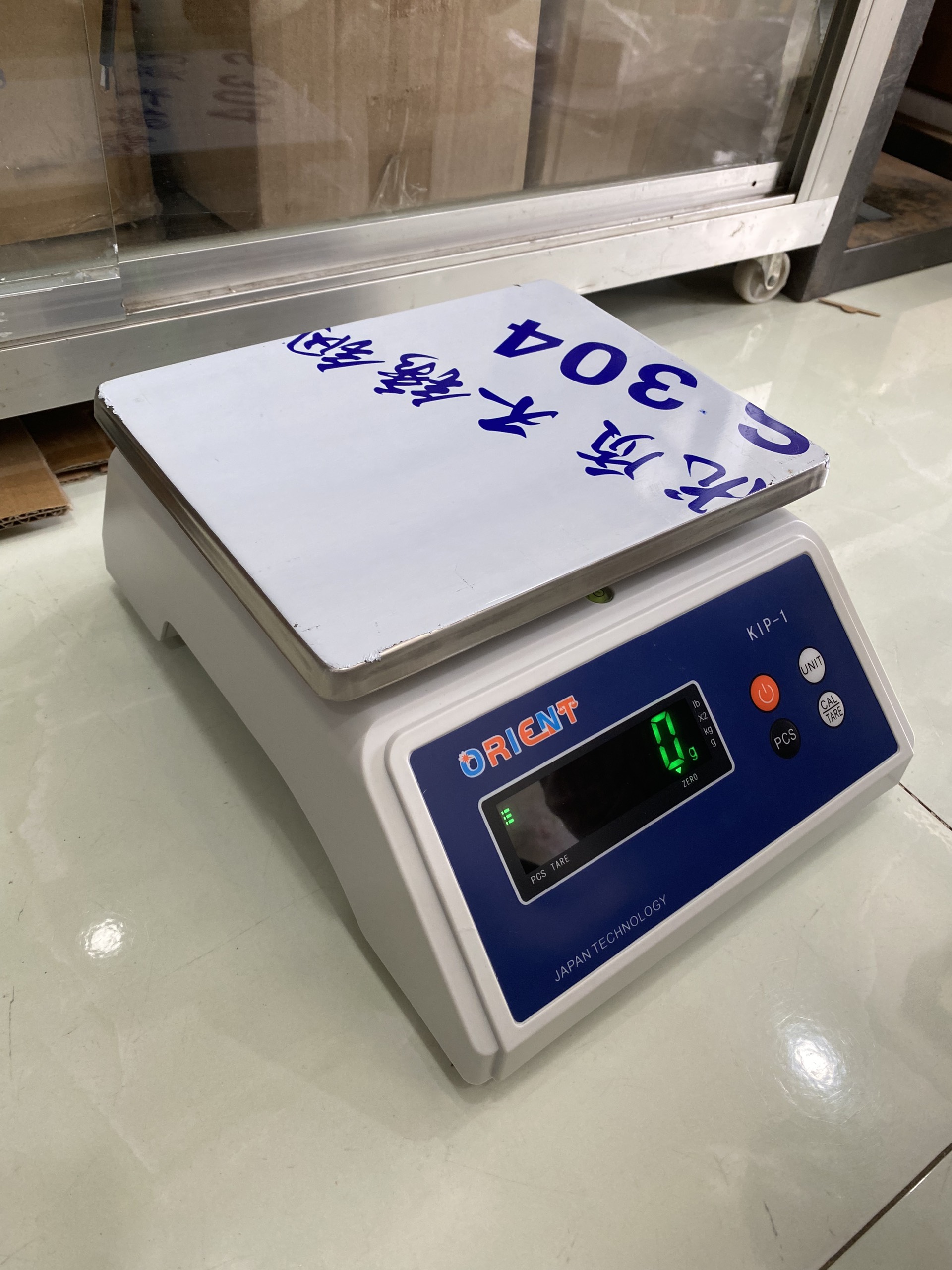 CÂN 30KG CHỐNG NƯỚC 2 MẶT SỐ KIP-1