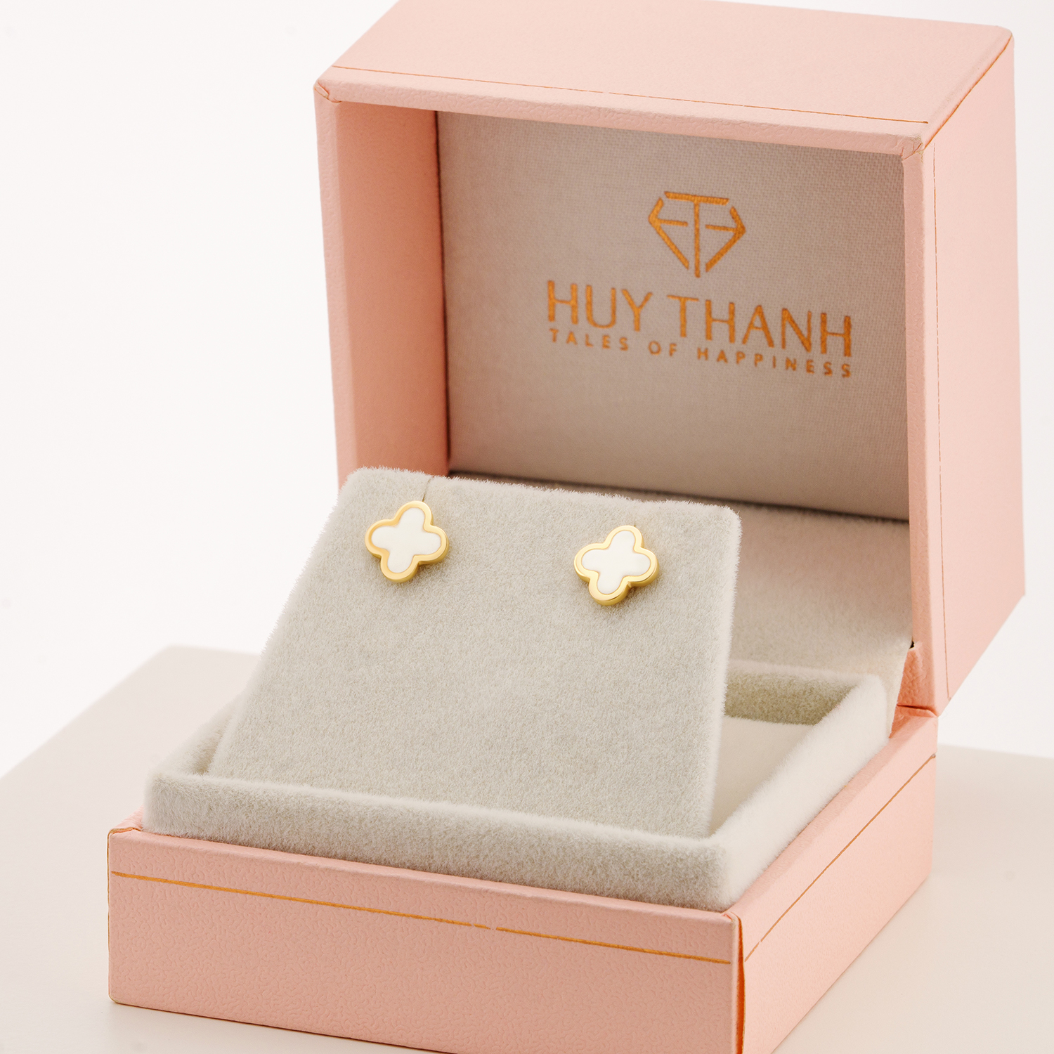 Bông Tai Nữ Hoạ Tiết Cỏ Bốn Lá May Mắn Vàng 14K BTAM122 Huy Thanh Jewelry