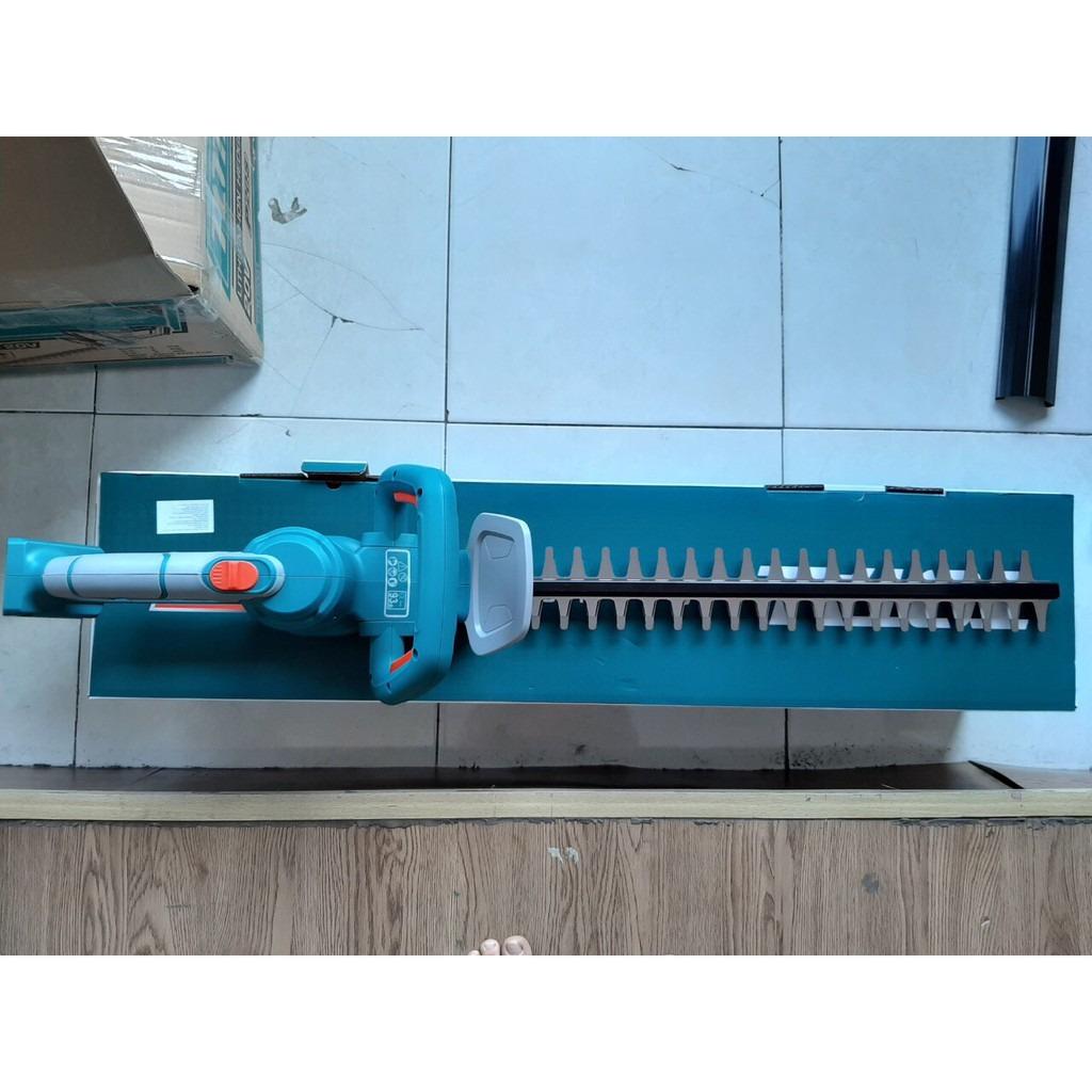 MÁY CẮT HÀNG RÀO PIN 20V 450MM (KHÔNG BAO GỒM PIN VÀ SẠC) TOTAL THTLI20018 - HÀNG CHÍNH HÃNG