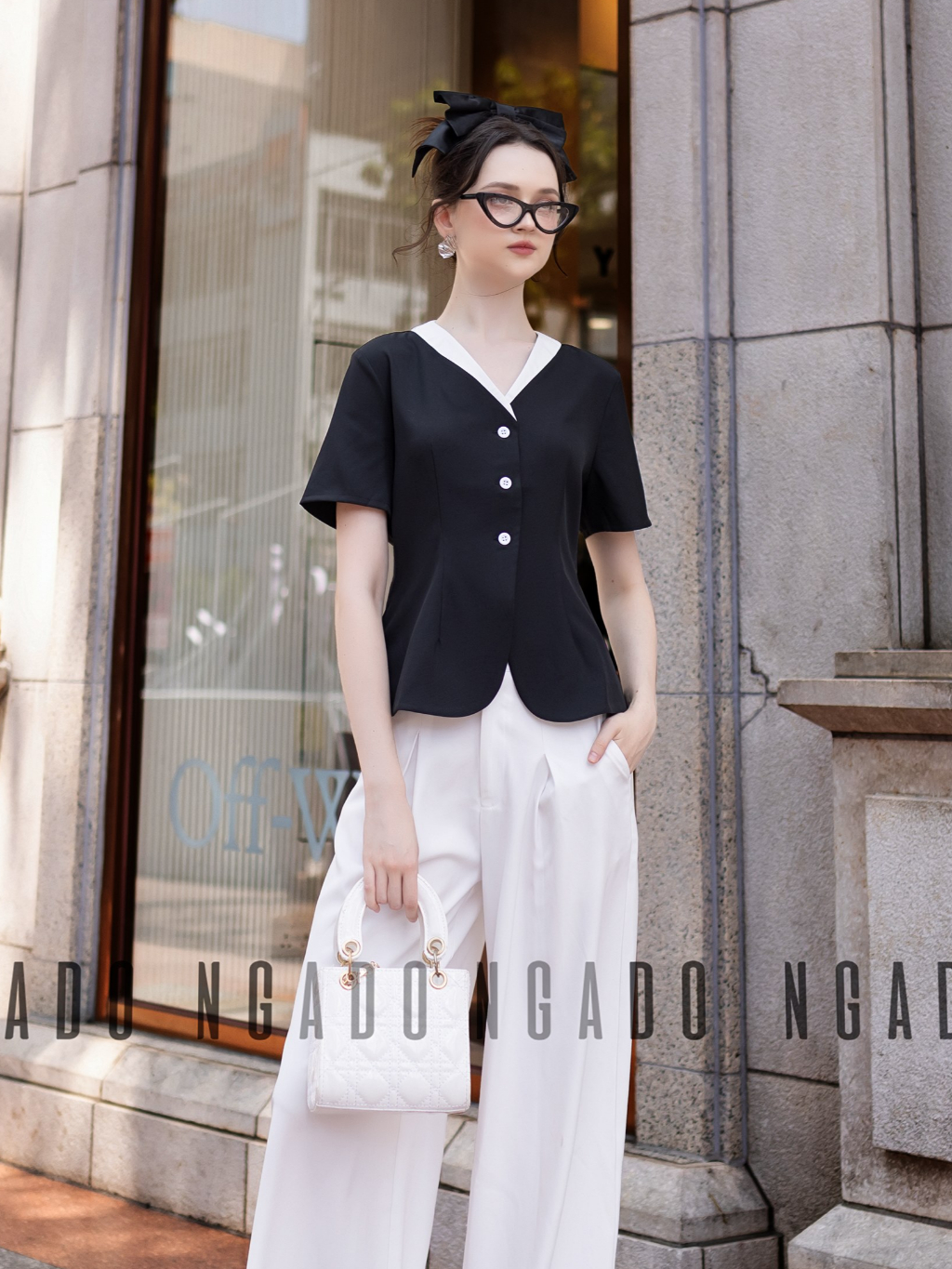 Áo đen cổ viền trắng NGADO , Áo kiểu nữ , áo thiết kế