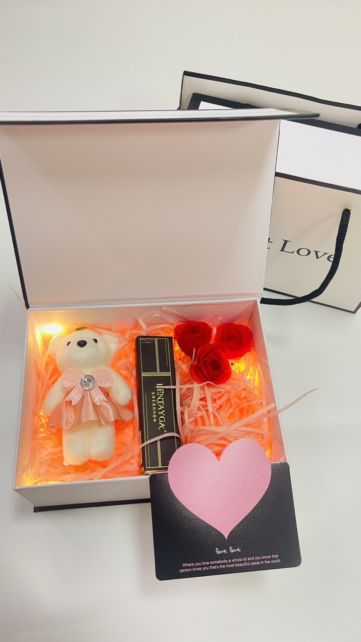 Combo hộp quà tặng người yêu, tặng bạn thân, valentine, quà tặng bạn gái lãng mạn kèm son và phụ kiện
