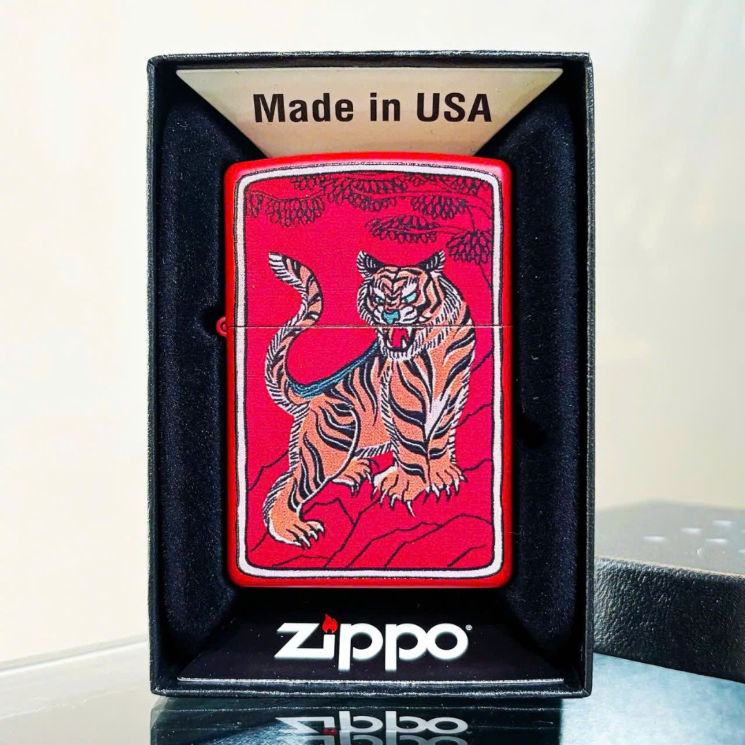 Bật lửa Zippo Year of the Tiger - Phiên Bản 12 Con Giáp (Tuổi Dần) Thiết Kế Việt Nam, Sơn Tĩnh Điện Đỏ May Mắn Chính Hãng