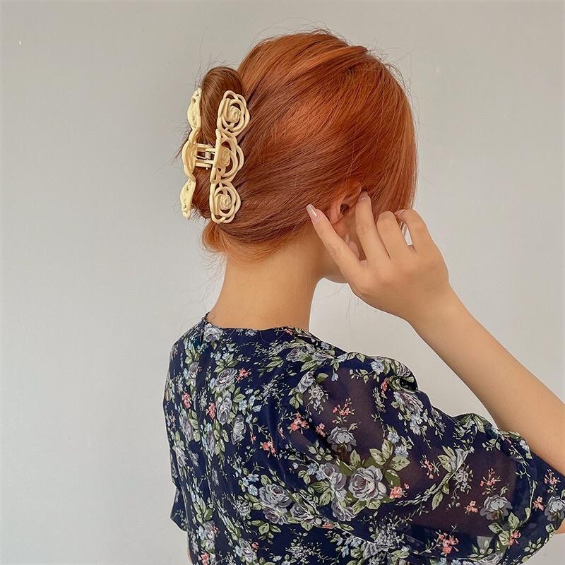 Kẹp cua hoa hồng