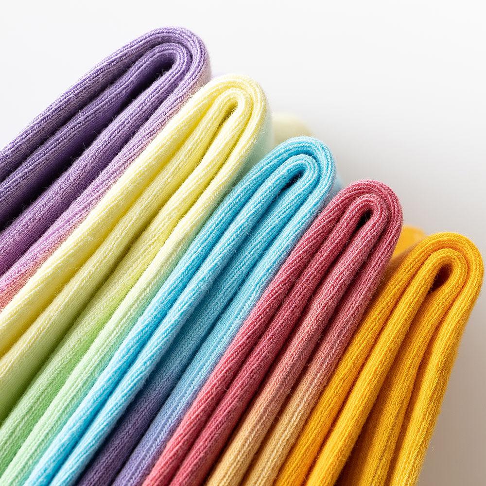 Phong cách mới nhất mới tại chỗ vớ hợp thời trang treo vớ ống giữa nhuộm màu gradient vớ thể thao bóng rổ buộc dây vớ trượt ván vài phong cách vớ hip hop cho nam và nữ
