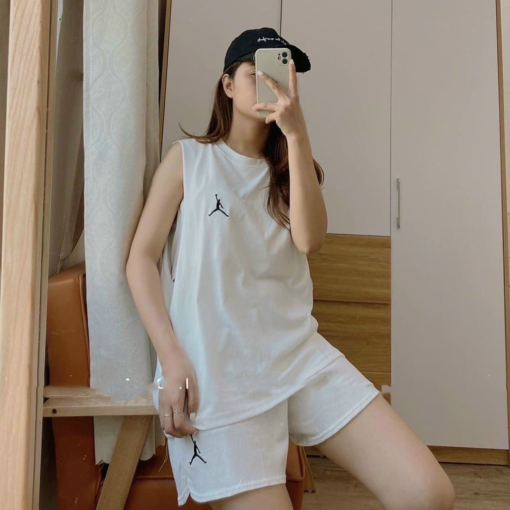 Set Đồ Bộ Mặc Nhà Nữ - Bộ Ngủ Logo - FREESHIP RẺ ĐẸP - Áo Thun Cotton 3 Lỗ Phối Quần Short Đùi