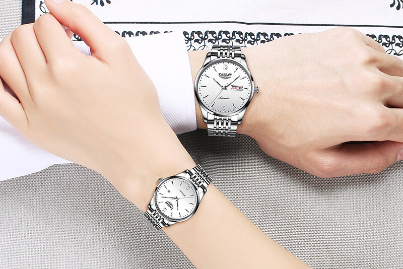 Đồng hồ đôi chính hãng KASSAW K876-10 chống nước,chống xước,kính sapphire ,Dây kim loại thép không gỉ 316L ,hàng mới 100% ,Đồng hồ cơ (Automatic) ,Thiết kế đơn giản và sang trọng