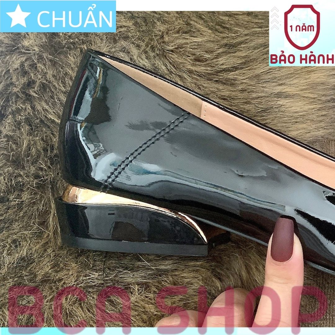 Giày công sở nữ 2p RO523 ROSATA tại BCASHOP mũi tròn có đính nơ vuông viền kim loại vàng sang trọng và thời trang -  đen