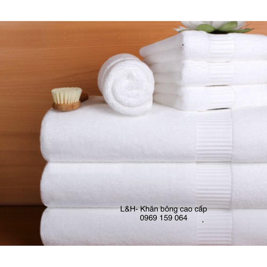 Khăn tắm trắng khách sạn logo 70x140cm,  530g