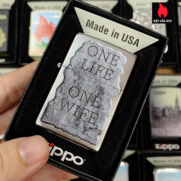 Bật Lửa Zippo 205 One Life One Wife Design