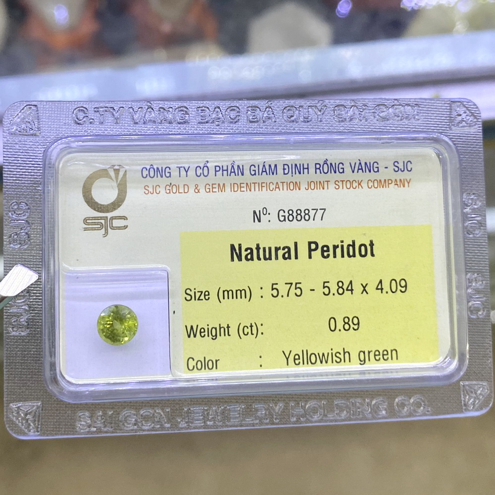 Viên đá peridot ngọc olivin kiểm định tự nhiên mài giác tròn phong thủy