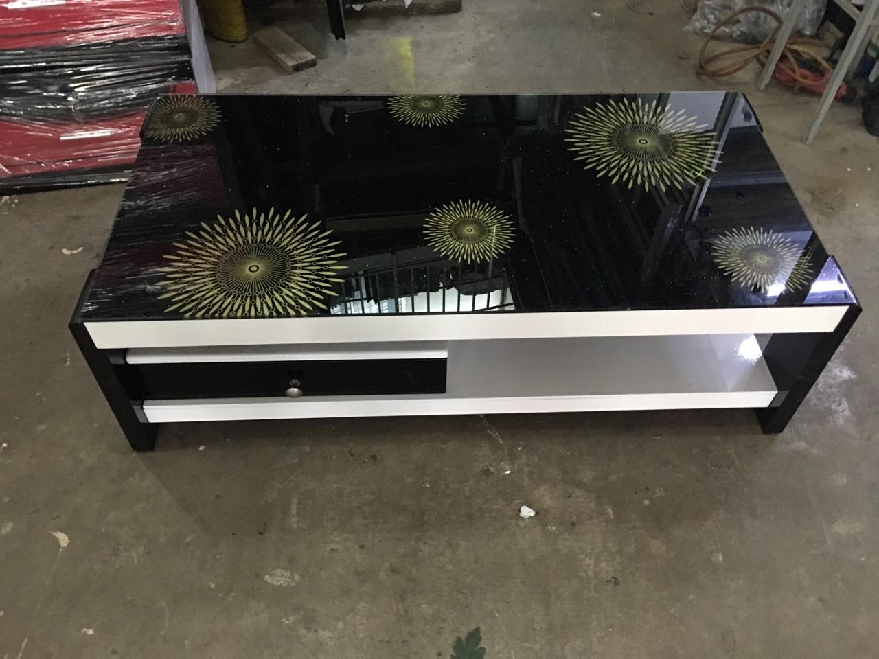 Bàn sofa MẶT KÍNH CƯỜNG LỰC