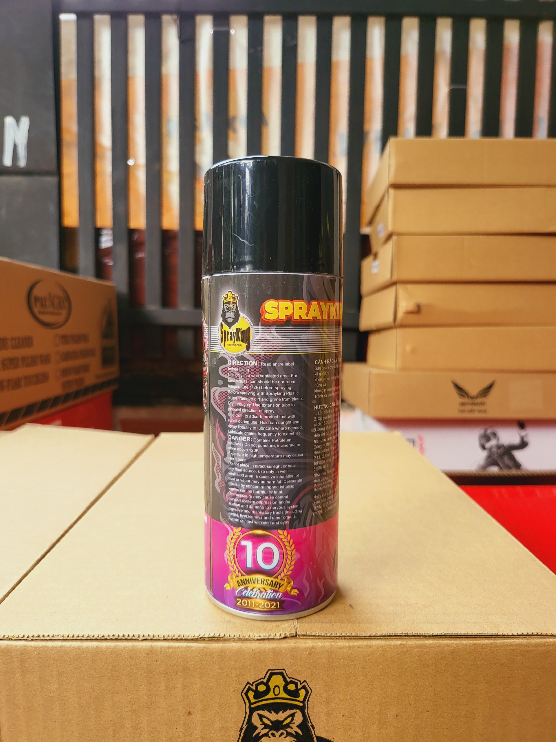 Chai xịt phục hồi nhựa nhám, nhựa đen, dưỡng đen dàn nhám Sprayking Plastic Shine 400ml, dàn áo phai màu