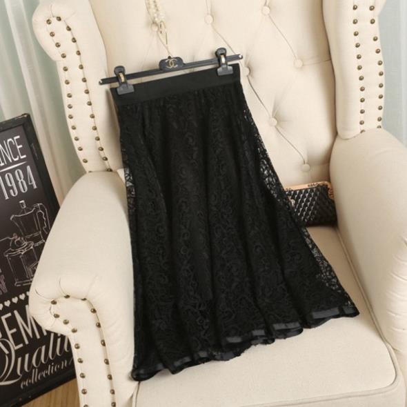 Chân váy ren hoa lưng cao