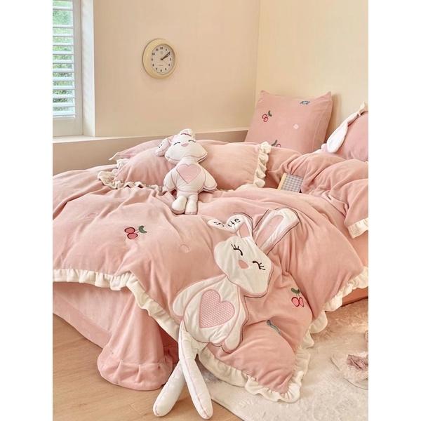 Bộ Chăn Ga Gối Nỉ Nhung Thỏ Hồng Hàng Nhập Khẩu Cao Cấp 5 Món
