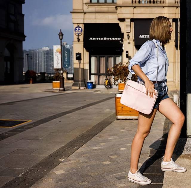 TÚI XÁCH TOMTOC MESSENGER BAGS MACBOOK 13″ PINK HỒNG