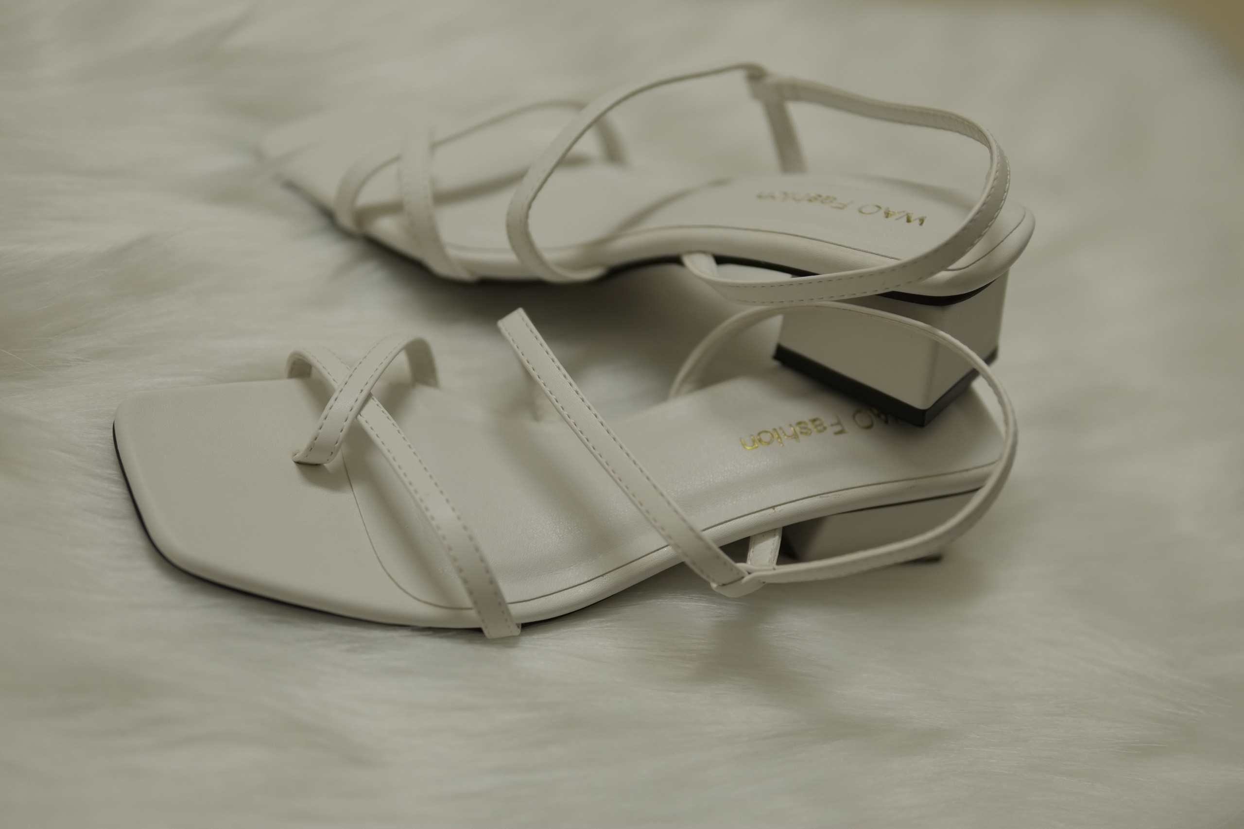 WAO Fashion - Giày Sandal nữ xỏ ngón dây mảnh thời trang cao 5cm - WC01