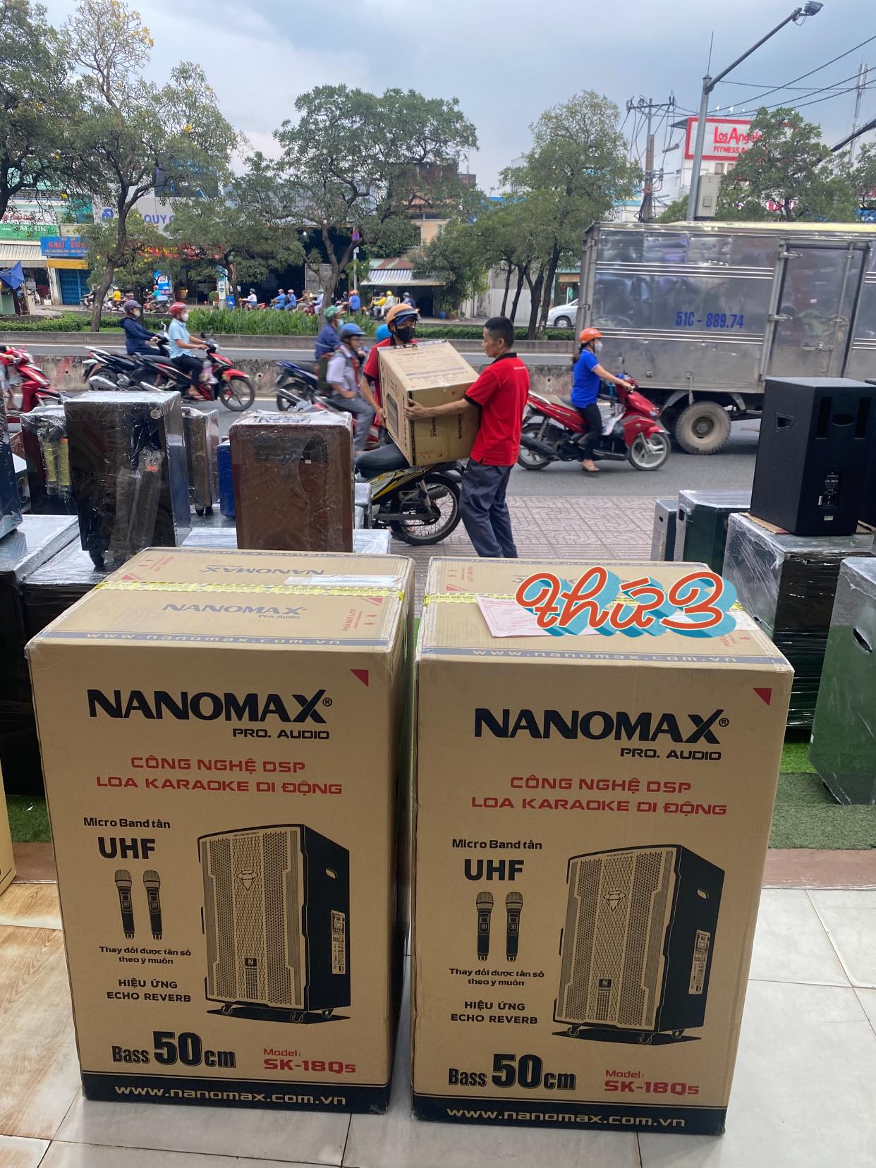 Loa 5 tấc Nanomax karaoke Bluetooth SK-18Q5 công suất 980W. Hàng chính hãng