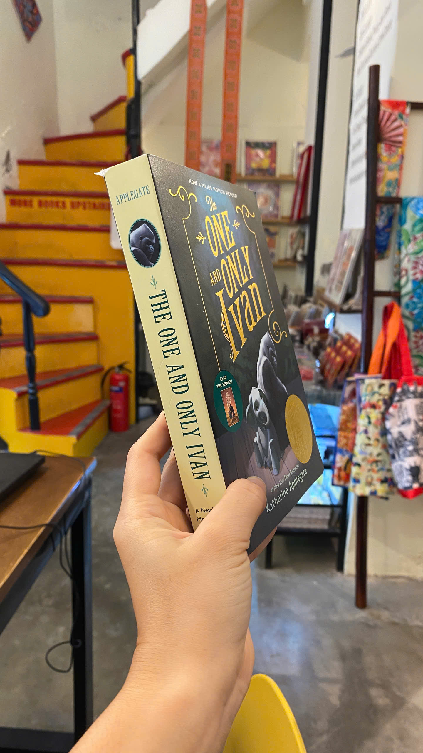 Sách - The One and Only Ivan by Katherine Applegate | Children's Fiction / Sách trẻ em / Ngoại văn