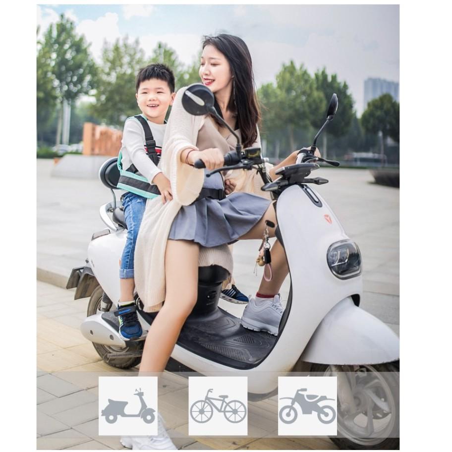ĐỊU 2 TƯ THẾ AN TOÀN CHO BÉ KHI ĐI XE MÁY ️