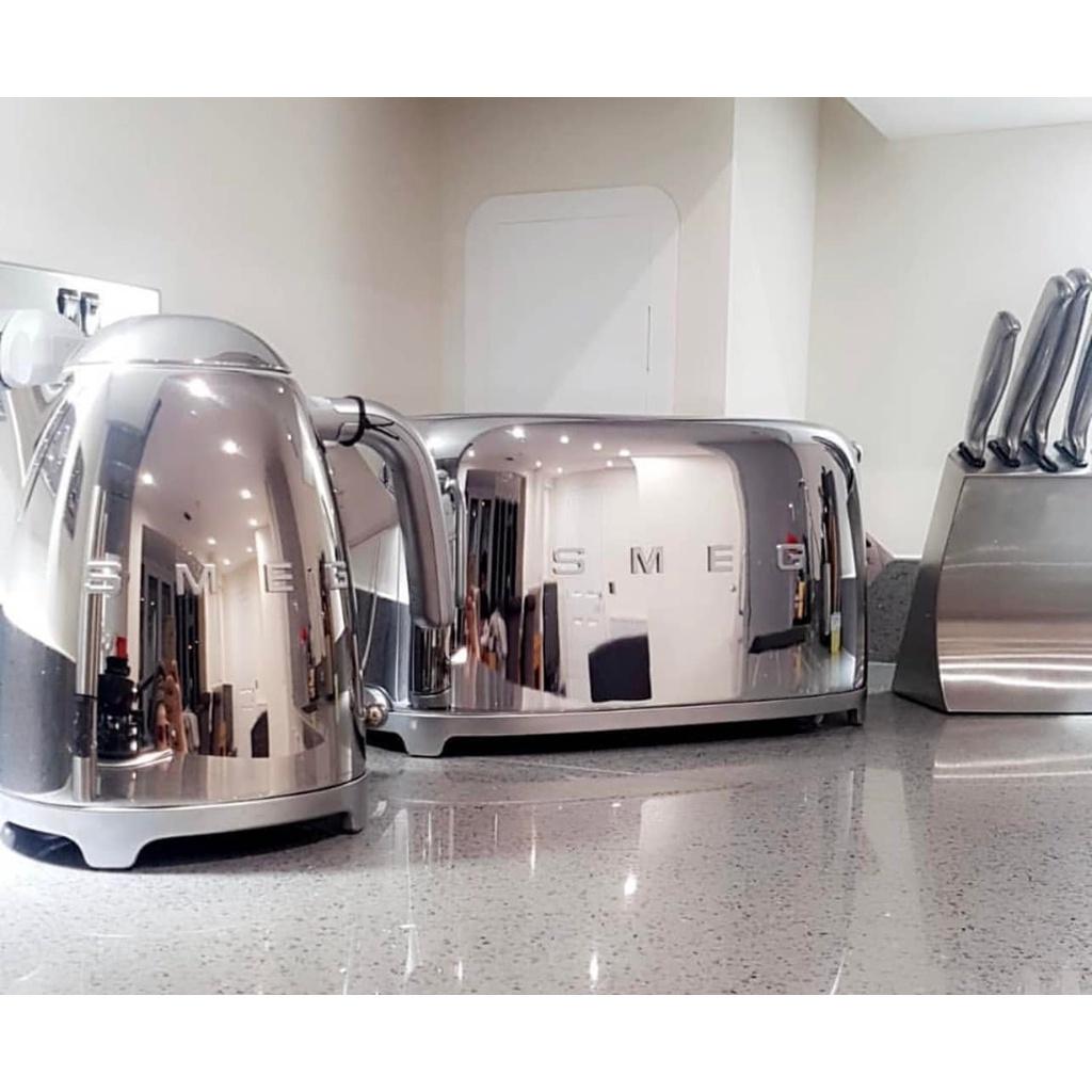 Ấm Siêu Tốc Màu Vàng/Bạc SMEG, Ấm Đun Nước, Dung Tích 1.7L, Công Suất 2400W, Nhập Đức, BH 12 Tháng