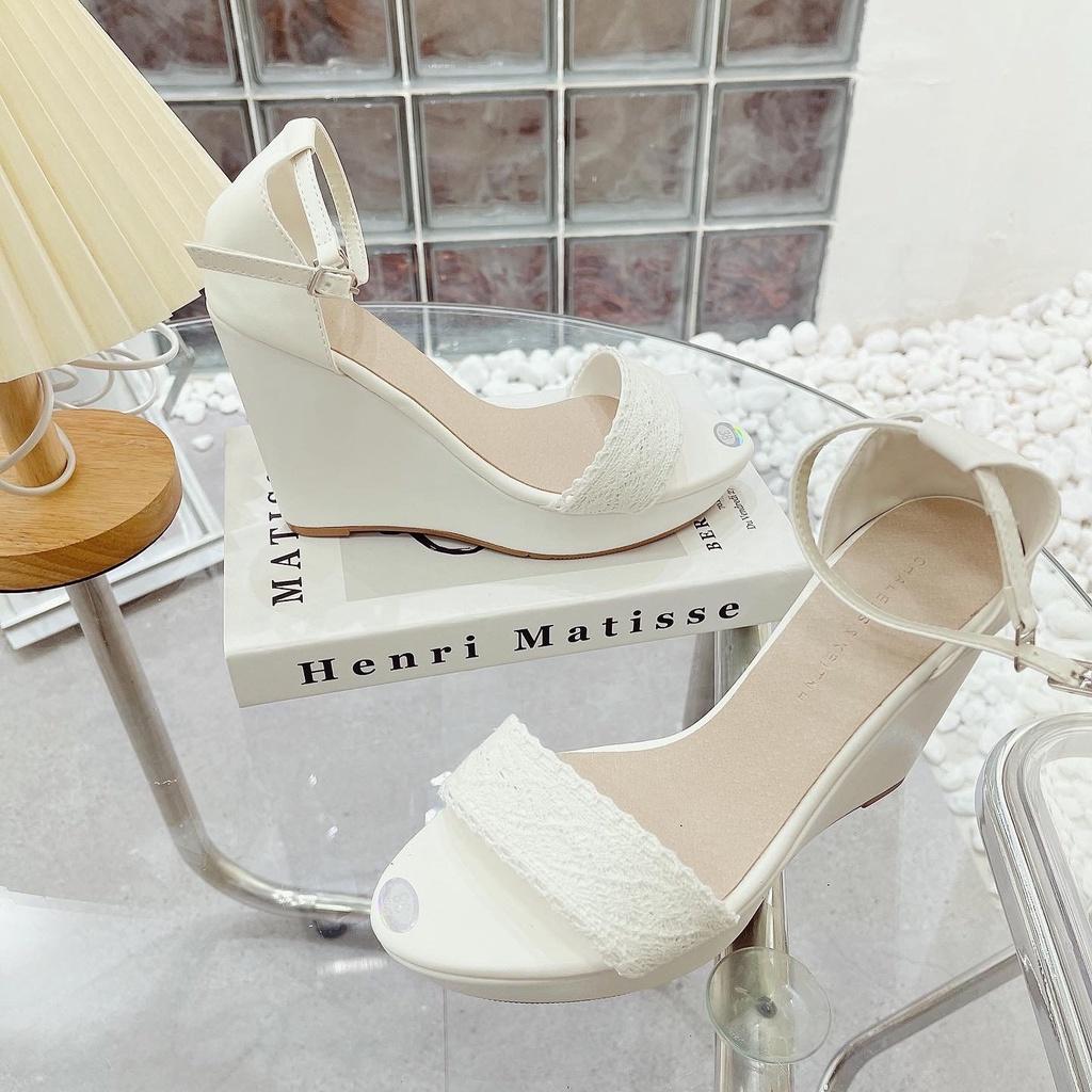 Giày cao gót nữ đế xuổng bảng da trắng sang trọng