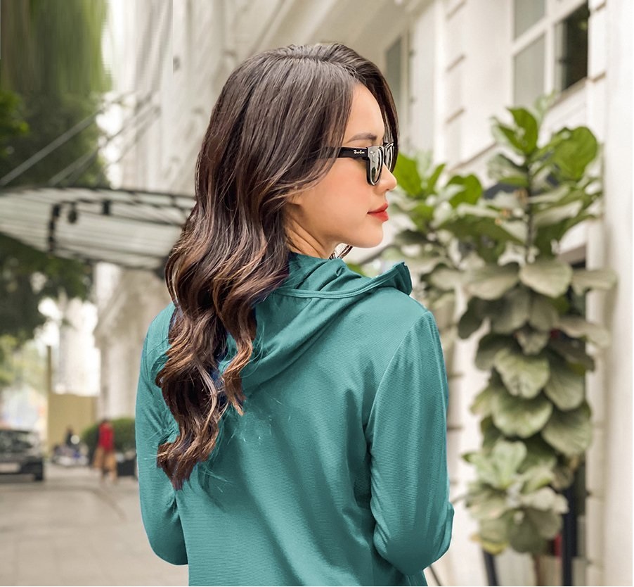 Áo chống nắng cuộn nữ chất vải thông hơi, có lỗ thoáng khí, mát lạnh