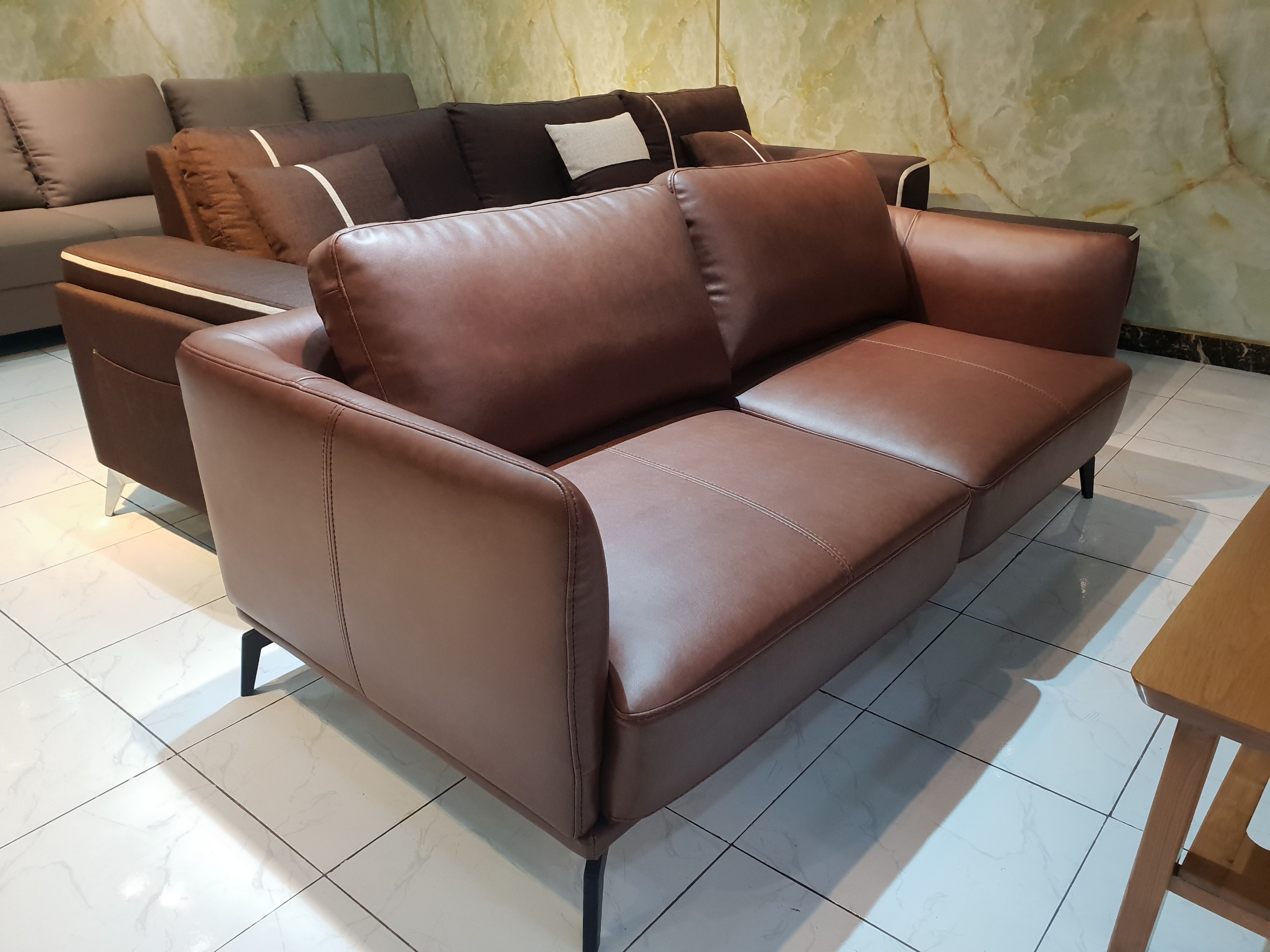 Bộ Sofa Mini Nhỏ Gọn _ Màu Nâu Mạnh Mẽ _ Hiện Đại và Sang Trọng _ Size 1800