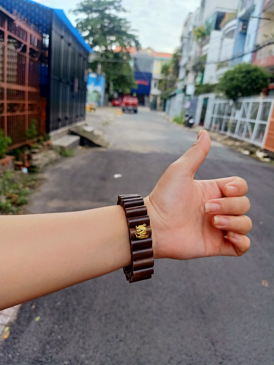 Vòng tay trầm ống mix Rồng quí phái
