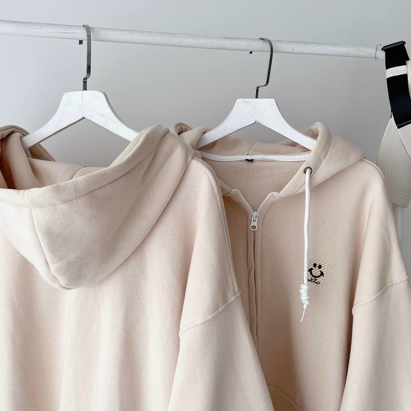 Áo khoác chống nắng logo thê nón 2 lớp trùm qua đầu from rộng unisex ulzzang Nam Nữ đều mặc được Phong Cách Hàn Quốc, Áo khoác unisex nỉ hoodie nam nữ dây kéo zip chống nắng logo