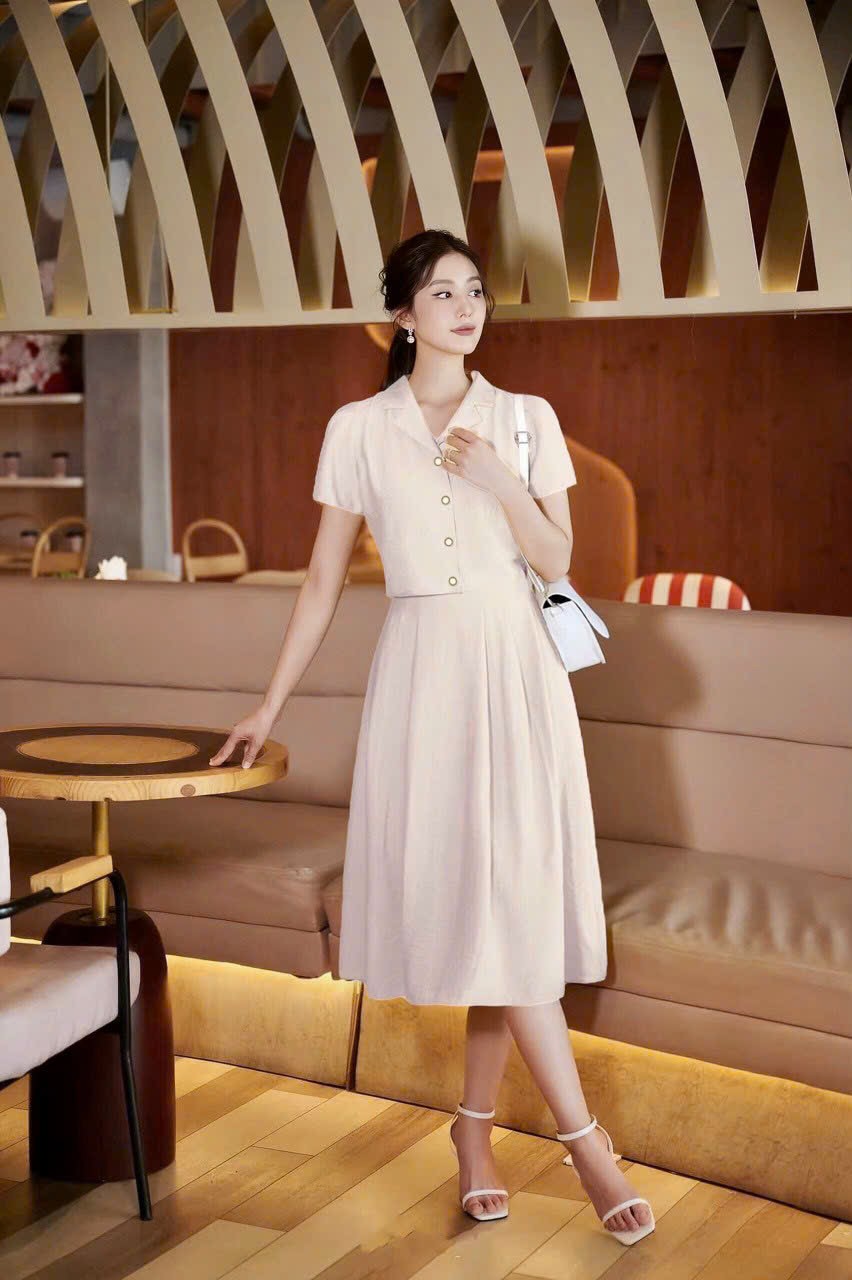 Đầm xòe công sở cổ vest