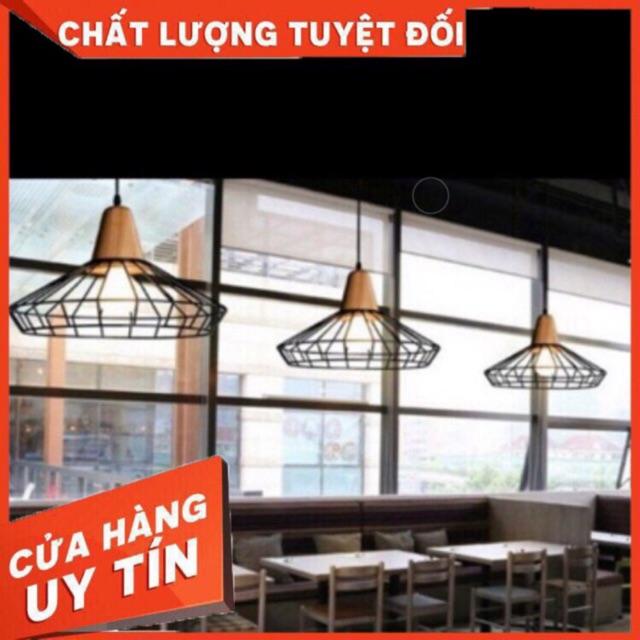 Đèn thả lồng sắt đui gỗ