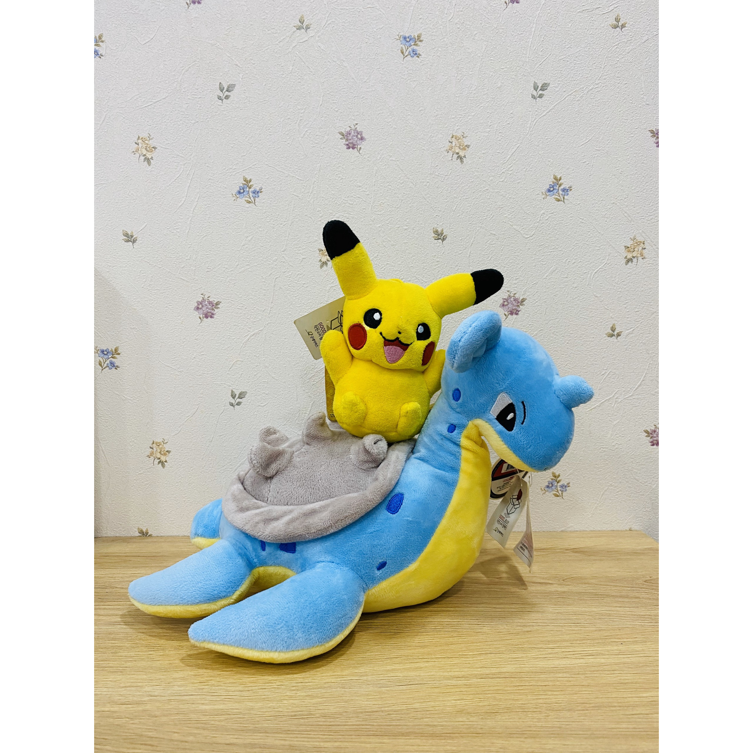 Gấu bông Pokemon Lapras + tặng 1 pokemon dạng móc khóa