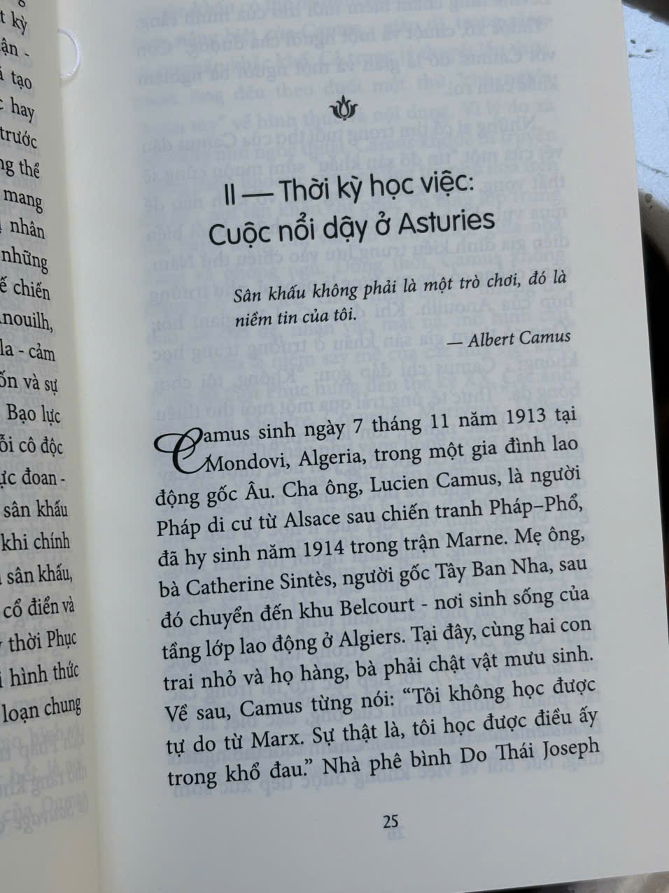 CHỦ NGHĨA HIỆN SINH ALBERT CAMUS - E.FREEMAN- CHIẾN KIỆT dịch - Miền Trung Books