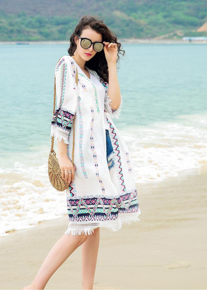 Áo khoác đi biển dáng kimono tay lỡ, họa tiết thổ cẩm viền tua rua, chất đẹp | KM009