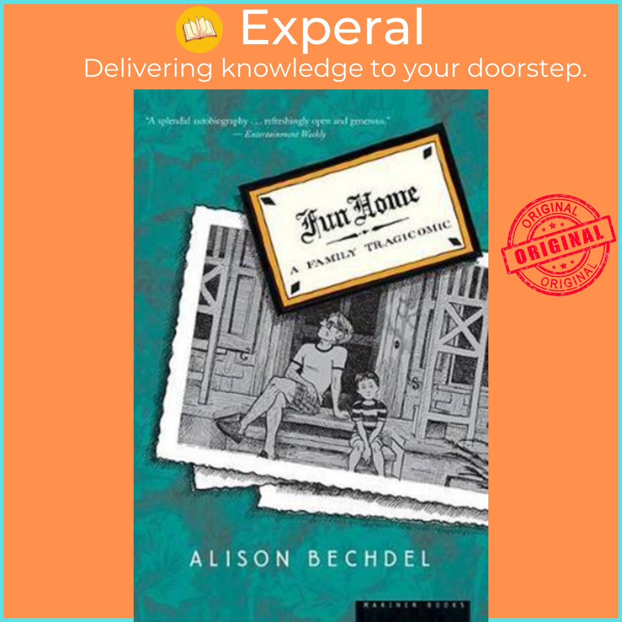 Sách - Fun Home : A Family Tragicomic by Alison Bechdel