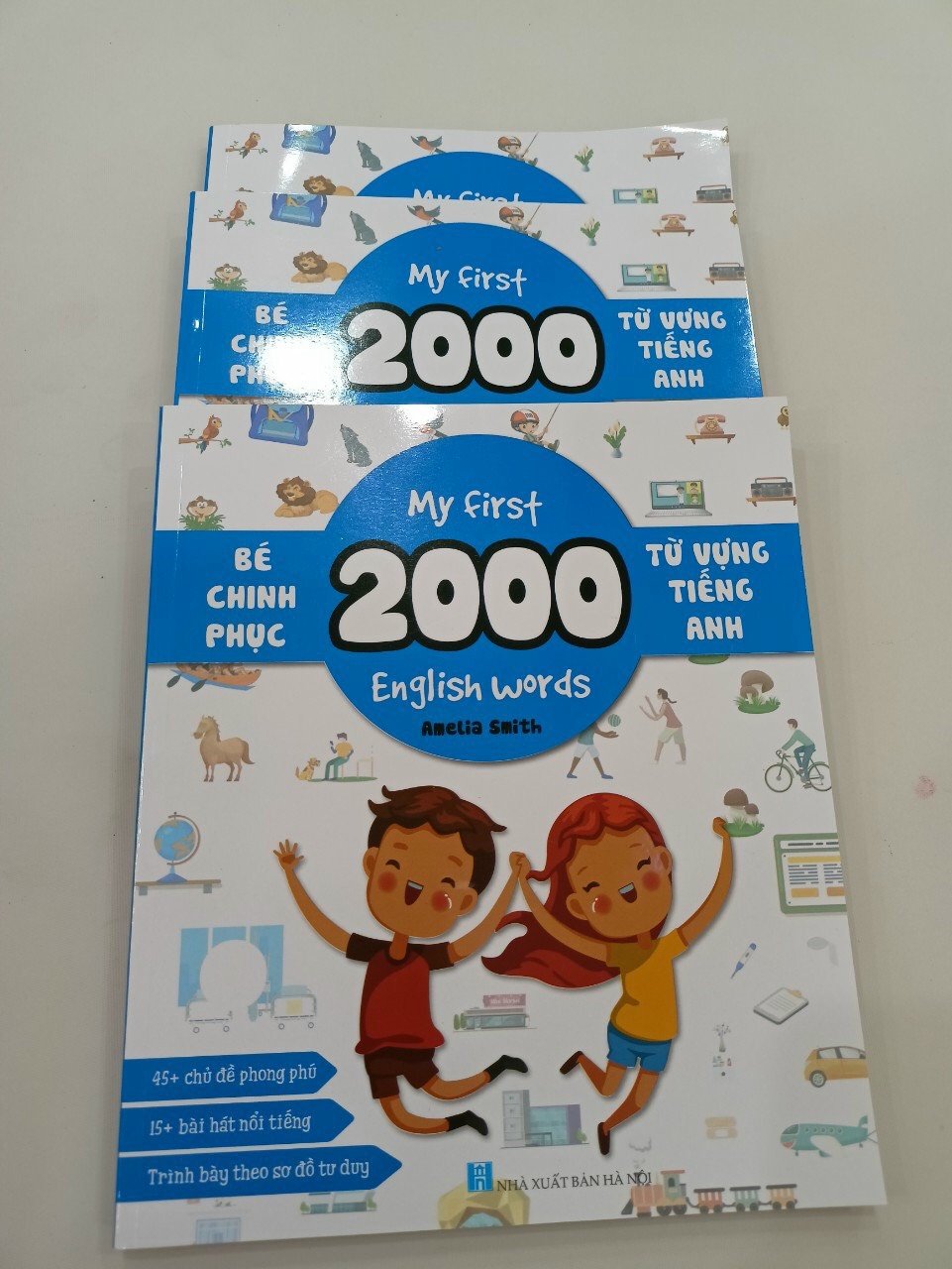 Sách- Bé Chinh Phục 2000 Từ Vựng Tiếng Anh 119 trang (My First 2000 English Words)