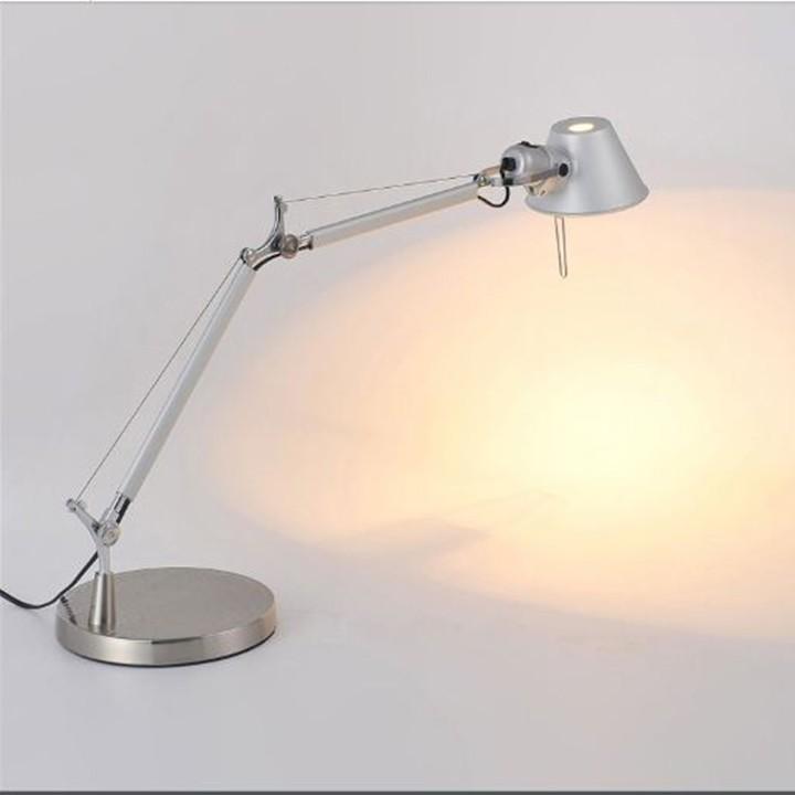 Đèn bàn làm việc cao cấp IK LAMP DT02 màu bạc