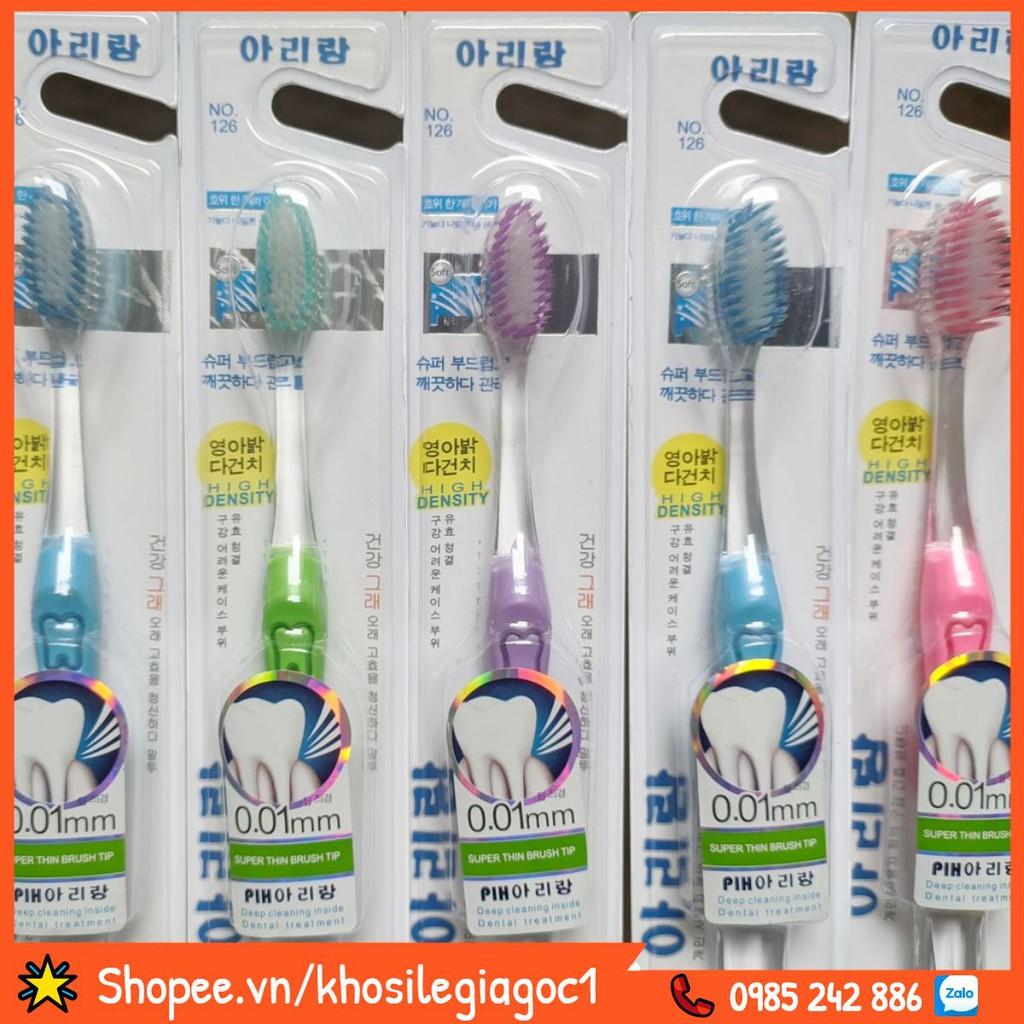 HỘP 45 Chiếc Bàn Chải Đánh Răng Hàn Quốc Siêu Mềm 0,01mm No 126