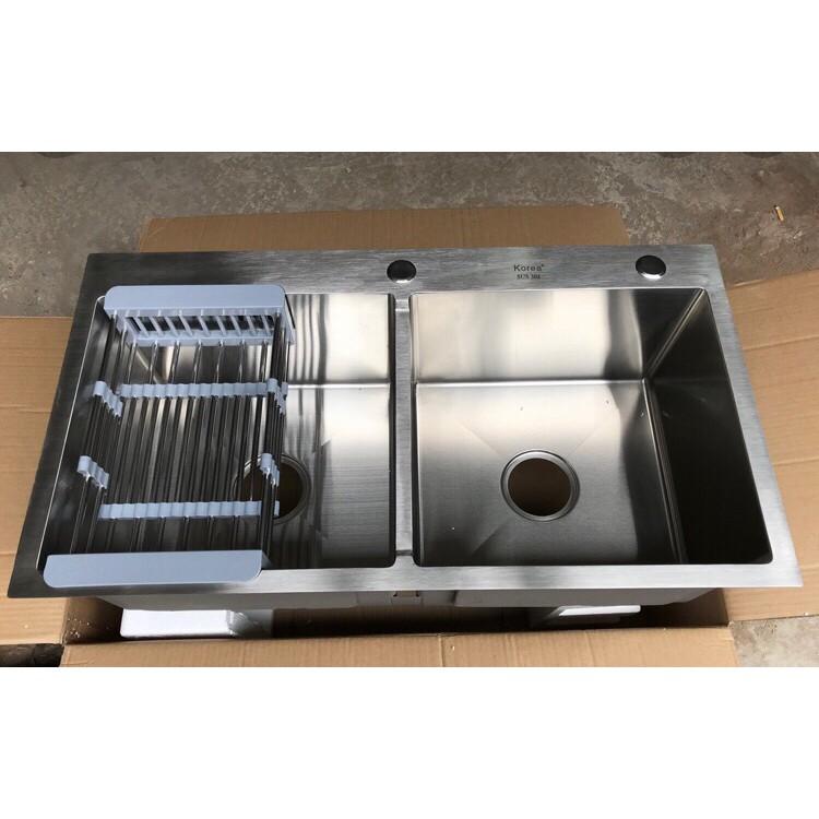 CHẬU RỬA CHÉN CAO CẤP INOX 304 82*45*23 (gồm bộ xả inox 304,rổ đa năng)