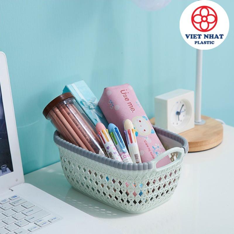 Giỏ nhựa đựng đồ đan hoa có tay cầm 3377 Việt Nhật - TADAHOME