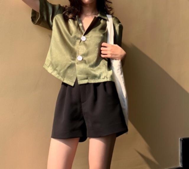 Croptop lụa nút cài trắng_ZIEL