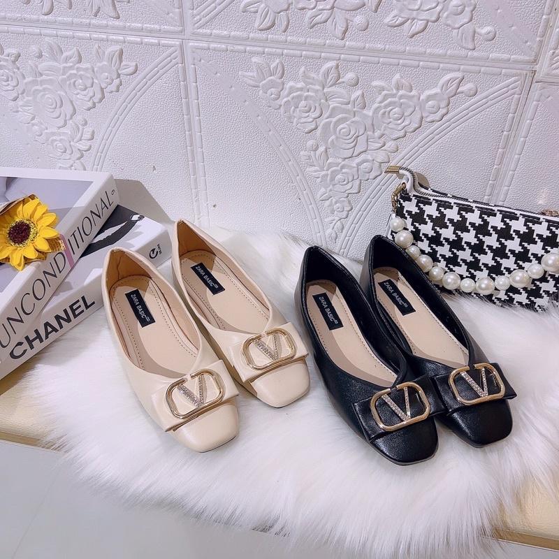 GIÀY BỆT NỮ Giày búp bê da mềm tag vuông chữ V đá nổi bật trẻ trung nữ tính