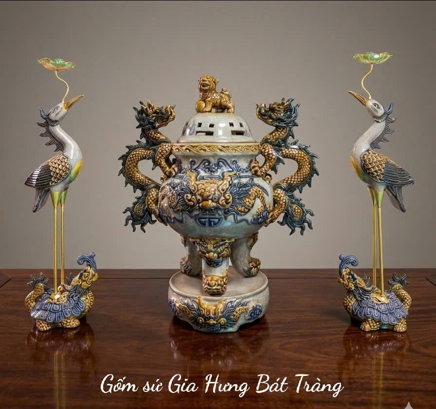 Bộ Đỉnh hạc Tam sự Chân đồng Men rạn Đắp nổi - Gốm sứ Bát Tràng