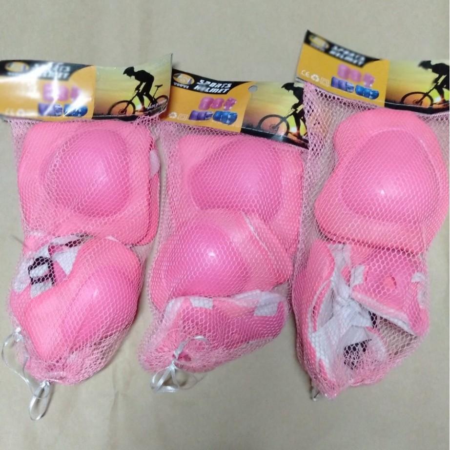 Bộ bảo vệ chân tay cho bé chơi trượt patin (Loại trung - sử dụng cho bé dưới 10 tuổi