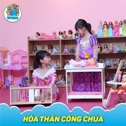 Vé cổng điện tử tiNiWorld EXPRESS CUỐI TUẦN/LỄ áp dụng tại các trung tâm tiNiWorld có giá vé vào cổng 150.000 VNĐ