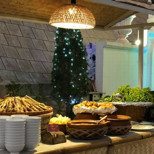 Đà Lạt Wonder Resort 4* - Buffet Sáng, Hồ Bơi Vô Cực, Xe Đưa Đón Trung Tâm, Miễn Phí Tham Quan Vườn Dâu, Vườn Rau, Khách Sạn Bên Hồ Tuyền Lâm Cực Đẹp