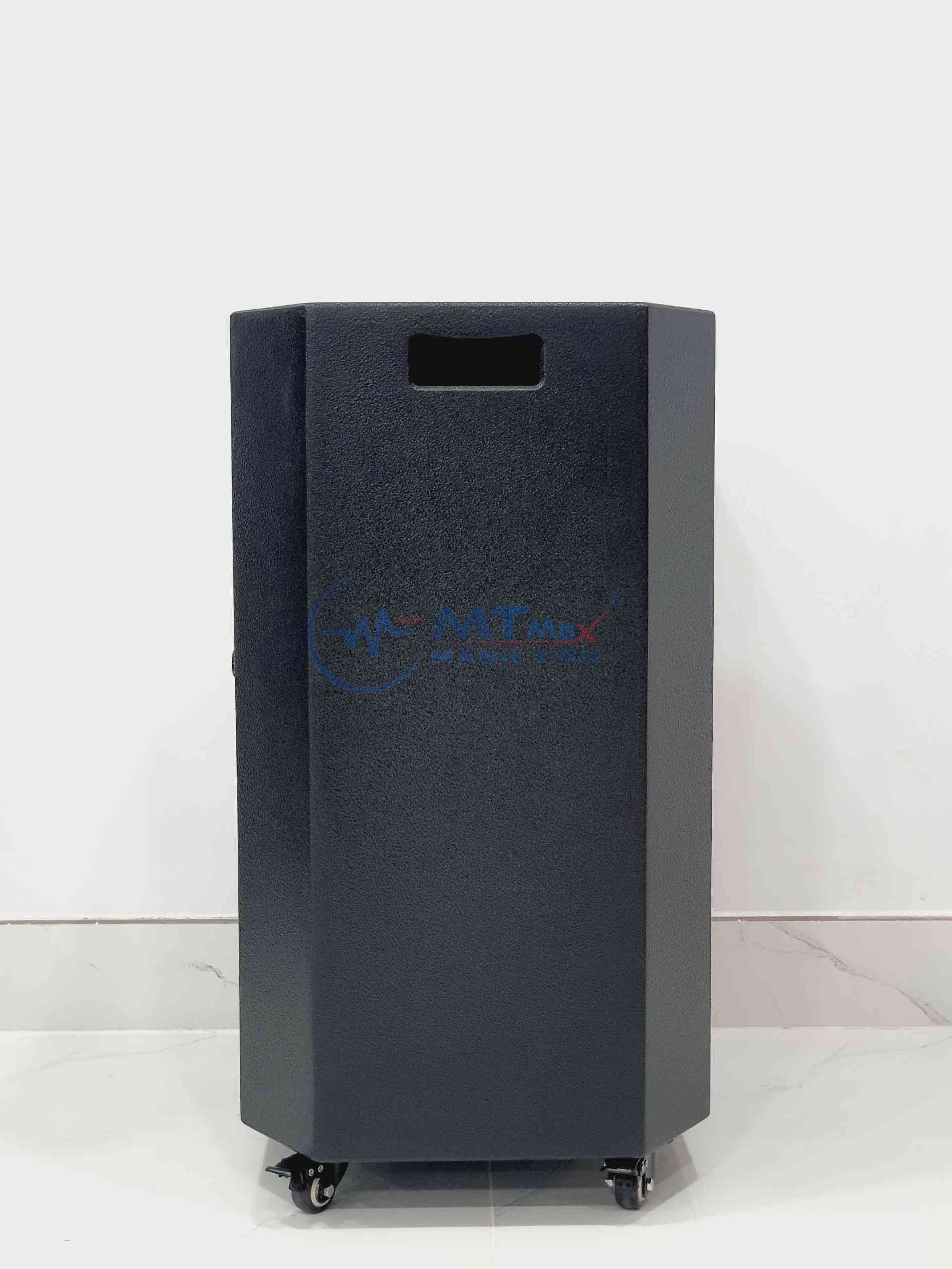 Loa kéo MTMAX BK99 Plus công suất lớn 600w tặng kèm 2 micro 2 đường tiếng bao gồm 1 loa Bass, 1 loa Treble kết nối bluetooth usb aux bông sen