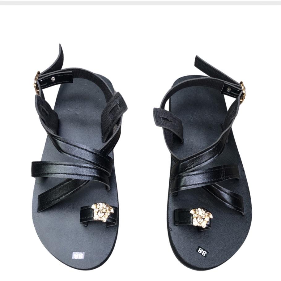Dép sandal nam và nữ đế đen quai bố đen