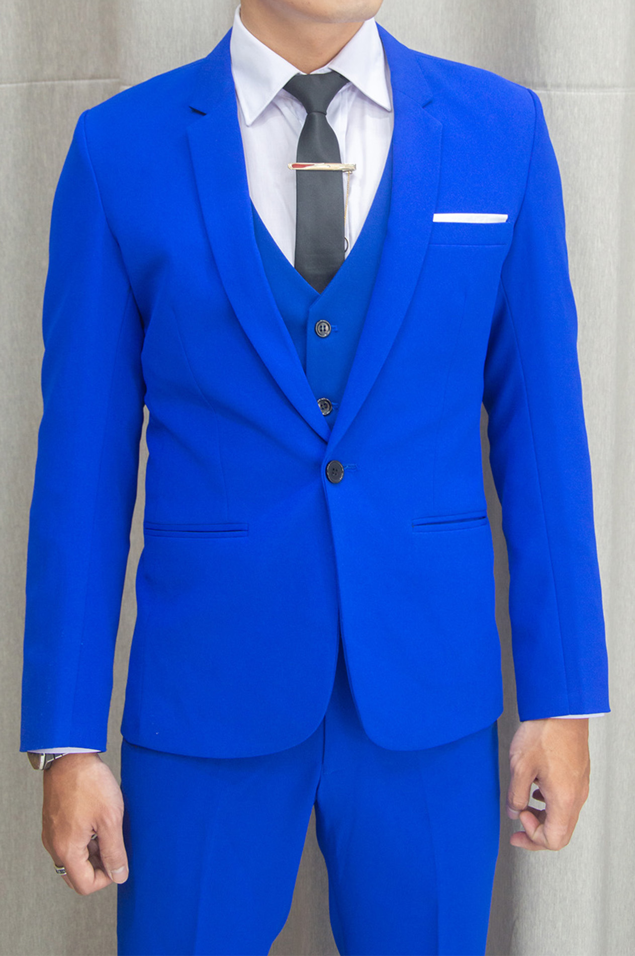 Bộ vest nam 1 nút và gile ôm body màu xanh coban chất liệu co dãn , thoáng mát tặng kèm combo phụ kiện