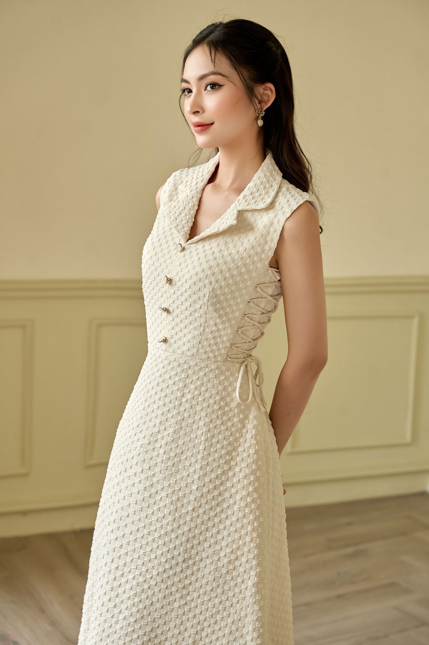 OLV - Đầm Modas Cream Dress